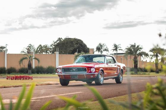 FORD MUSTANG 4.6 GT V8 GASOLINA 2P MANUAL FORD MUSTANG 4.6 GT V8 GASOLINA 2P MANUAL